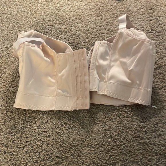 New without tags Woobilly DEEP CUP BRA HIDE BACK FAT WITH SHAPEWEAR INCORPORATED - Picture 2 of 2